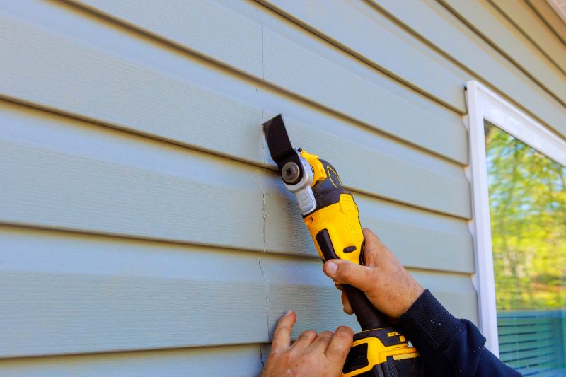 Vinyl Siding Repair - Image 10